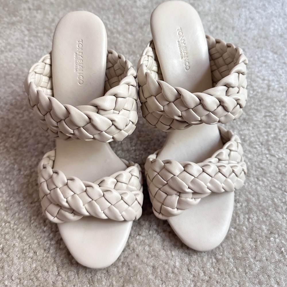 Tony Bianco Kimberly Sandal in Vanilla